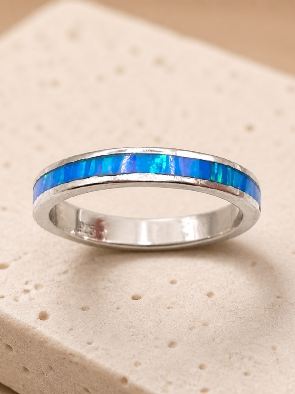 Size 8 925 Sterling Silver Blue Opal Inlay Band Ring